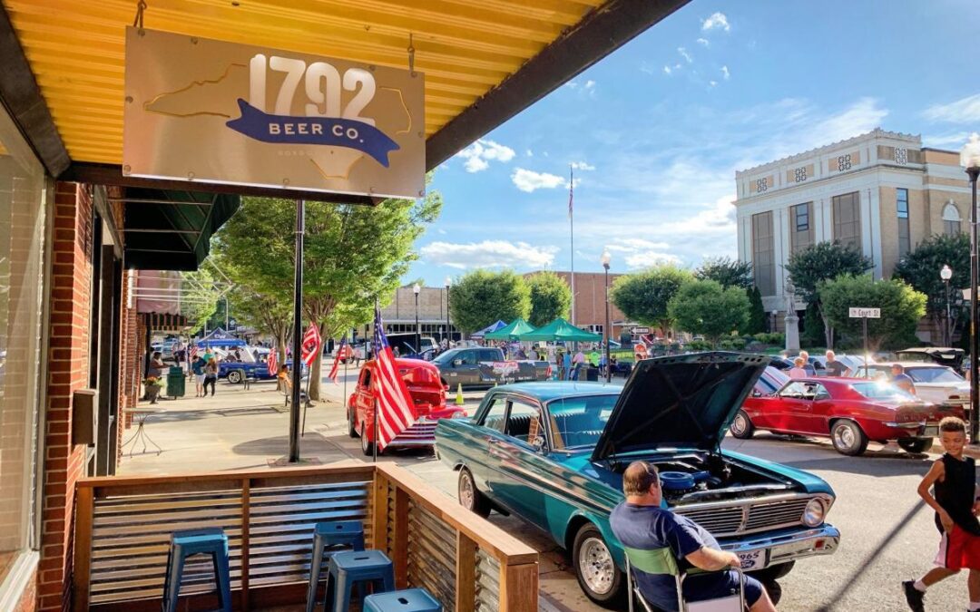 Uptown Roxboro Holiday Dining